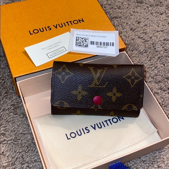 Louis Vuitton Accessories - 💯NEW Louis Vuitton 6 Key Holder Monogram Fuchsia